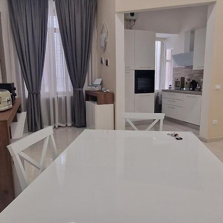 Appartamento B&B La Dimora Di Parthenope Napels Buitenkant foto